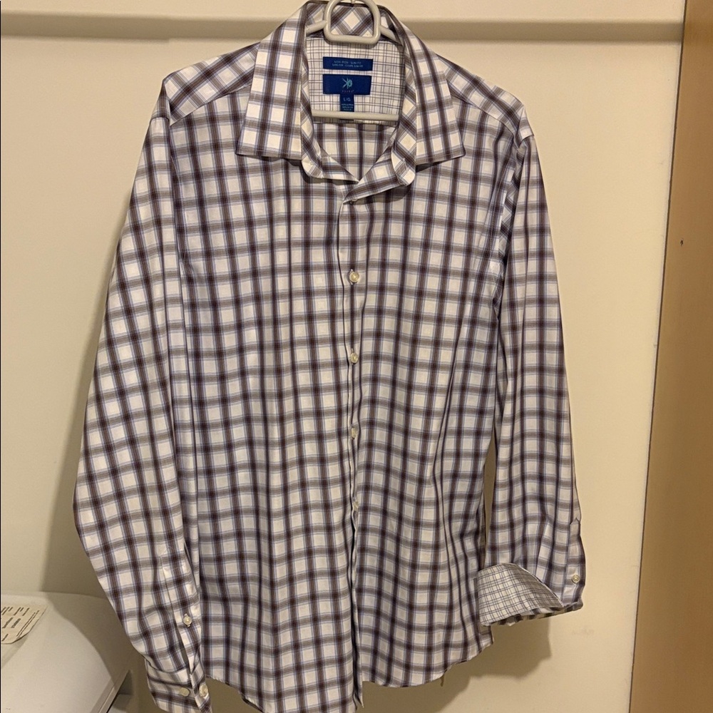 Egara Non-Iron Men’s Dress shirt Size Large Slim Fit, Purple White Brown Plaid